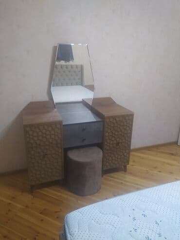 купить кровать: Двуспальная кровать, Шкаф, Трюмо, 2 тумбы, Турция, Б/у — 5