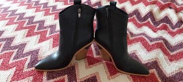 brend qadin ayaqqabilari: Fendi, Ölçü: 38, rəng - Qara, Yeni — 4