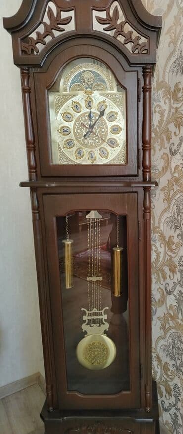 Toyota: Напольные часы, Механические — 1