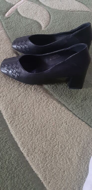 qadin pencekleri: Tuflilər, Ölçü: 38.5, rəng - Qara, İşlənmiş — 3