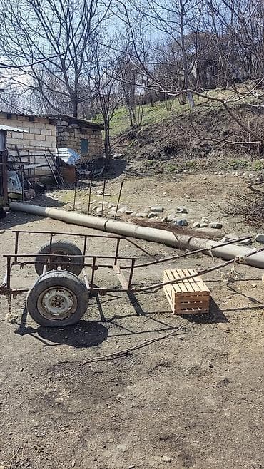 Iki təkərli metal qoşqu karkası - Konstruksiya: qaynaq olunmuş möhkəm