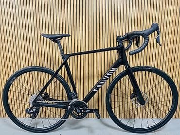 2 teker velosiped: Canyon yol velosipedi – qara rəng, aero xəttli alüminium/karkas — 1