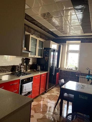 qonaq otaqi: Student qızlar üçün 4 otaqlı mənzil. 1 nəfər 150 manat — 1