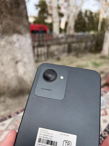 iphone se kreditle: Realme C30s — 4