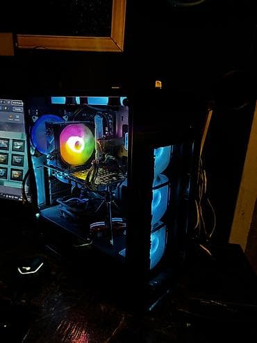 canli cbc sport: CPU İ3 8100 3,6 ghz Ana Kart H310 mhp Ram 16gb ddr4 (boş slot var) — 3