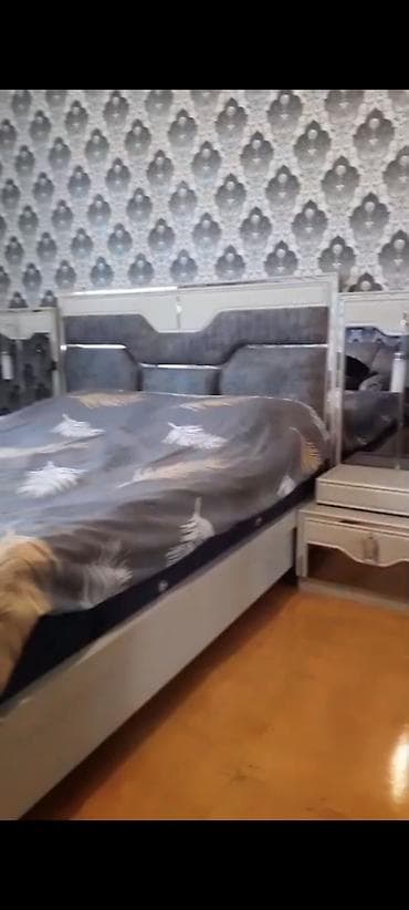 qapi boyasi: İkinəfərlik çarpayı, Dolab — 5