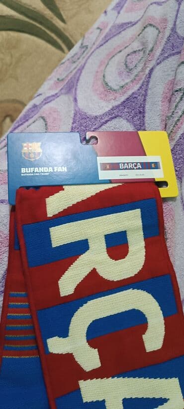 idman kişi şortları: Teze . Barselona futbol klubu. WERF ve KEPKA Original. ISPNIYA — 1