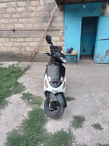 moto debilqe: Moon brand - 2023, 80 sm3, 2023 il, 40000 km — 2