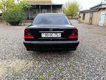 Nəqliyyat: Mercedes-Benz 220: 2.2 l | 1998 il Sedan — 4