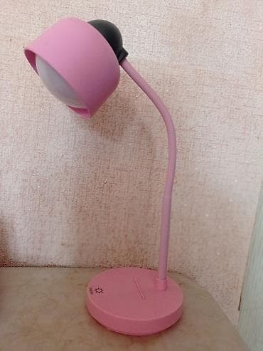 Ev saatları: Masaüstü LED stol lampası – çəhrayı - Yumşaq işıq yayan LED başlıq — 1