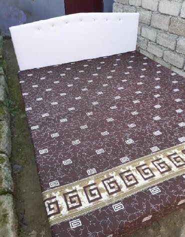 2ci el kravat: Kravat taza 
Hazırı var 
Çatdırılma münasib qiymata — 1