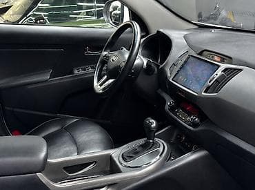 Kia Sportage: 2 l | 2012 il Krossover — 5