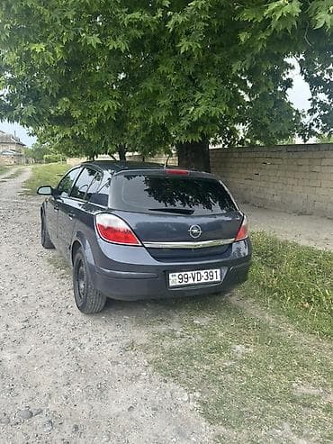 tufan cub 50s: Opel Astra: 1.4 l | 2009 il 303000 km Hetçbek — 2