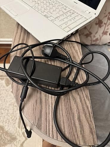 📌Toshiba komputer 💻📌 Tam işlək vəziyyətdədir iki knopkasi yoxdur deye — 5