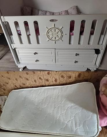 Sevanegul6627 Təcili satılır yaxşı vəziyyətdədir heç bir pirablemi