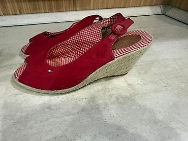 Босоножки, сандалии, шлепанцы: Tommy Hilfiger qadın sandaleti – kətan materiallı, qırmızı rəngdə — 3