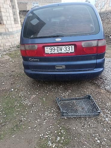yan guzgulər s: Ford Galaxy: 2 l | 1998 il 500000 km Van/Minivan — 5