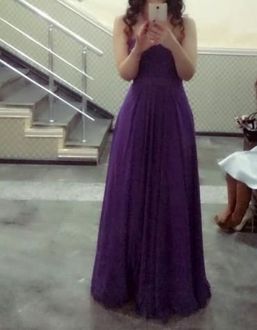 Paltolar: Don ziyafət geyimi Bənövşəyi rəngli ziyafət donu.1dəfə geyinilib.Alza — 4