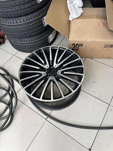Məhsul: 20 düymlük yüngül lehimli disk (orijinal Mercedes dizaynı)