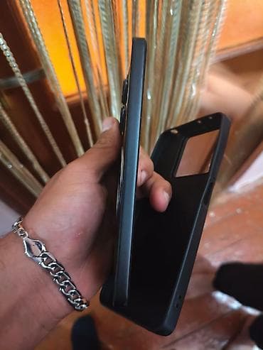 irşad poco x3 pro: Redmi smartfon Xüsusiyyətlər: - Arxa kameralar: çoxsensorlu sistem — 4