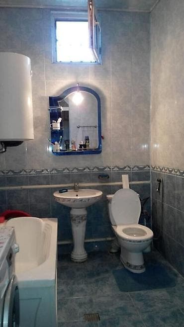 bakida tecili satilan evler: 4 otaqlı, 90 kv. m, Kredit yoxdur, Orta təmir — 8