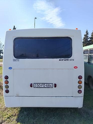 07 arxa kapot: Avtobuslar satilir.Real alicilar elaqe saxlasin.Razilasma yolu ile — 4