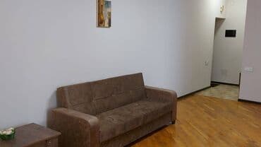 qubada kirayə ev: Mənzil yenicə təmir olunub.Bütün otaqlarda pəncərə və ilk işıq var — 2