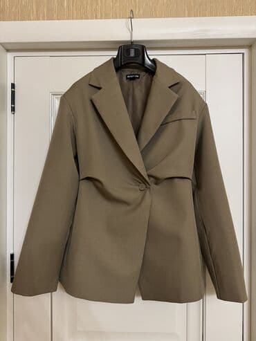 PRETTYLITTLETHING brendi qadın dəbli jaketi - Rəng: zeytun/xa ki