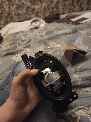 Radiatorlar: Mersedes w211 2007 sağ sol dumanı bu qimətin 1 dumanıya aidi isdeyən — 2