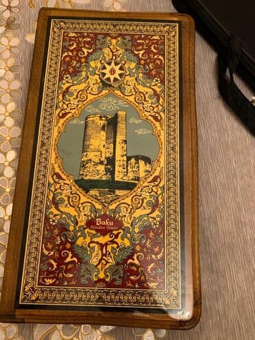 Qoruyucu plyonka və şüşələr: Ağacdan hazırlanmış, əl işi naxışlarla bəzədilmiş nərd-taxta dəsti — 5