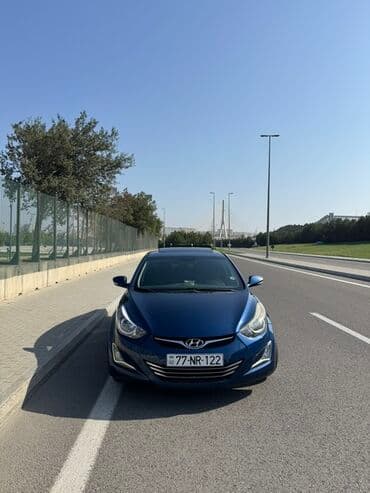 kia seed 2014: Hyundai Elantra: 1.8 l | 2015 il Sedan — 3