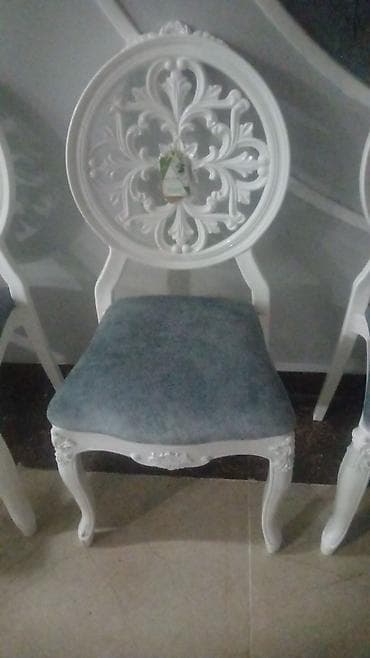 Salam stol 6ededi idel vezyetdedi etketi usdundedi 25azna alinib