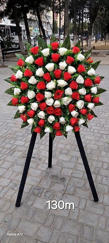 cələng: 🔴 Süni gül çələngləri 
🌐 Ün. Əcəmi m yaxinlığı 
📎 13 — 2