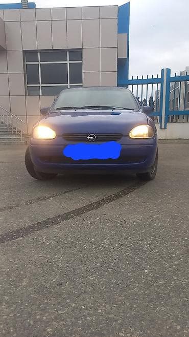 Opel Corsa: 1.4 l | 1998 il Hetçbek