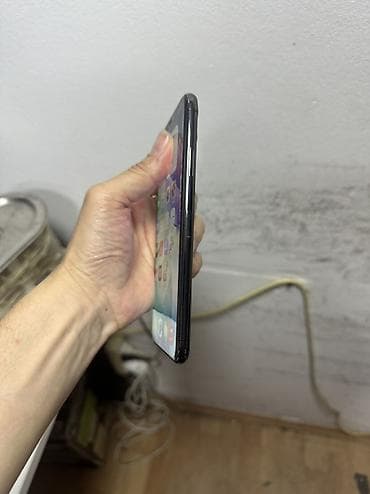 redmi note 15 pro: IPhone 11 Pro Max, 256 GB, Jet Black — 3