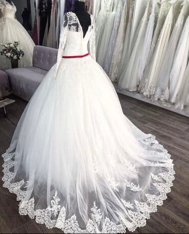 yaşıl qadın ətəkləri: 150-200-300 Gelinlikleri bağlandığımız üçün satırıq. Türkiye — 3