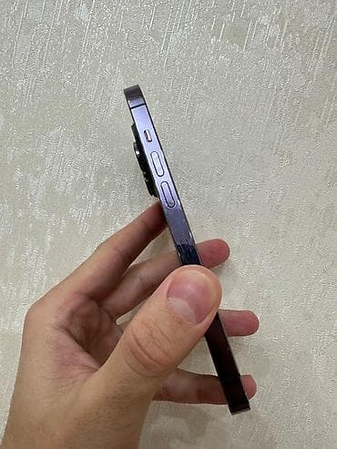 iphone 13 mini: IPhone 14 Pro, 256 GB, Deep Purple, Barmaq izi, Face ID — 6