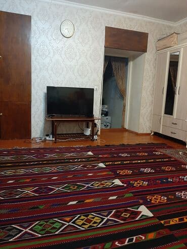 Tulumlar: Salam ev razin stansiyaya cox yaxin evle trasin mesafesi 15 metrdi ev — 2