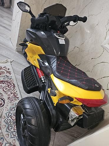 yeni donlar: Uşaq üçün elektrikli üçtəkərli motosiklet - Rəng: sarı/qara, idman — 3
