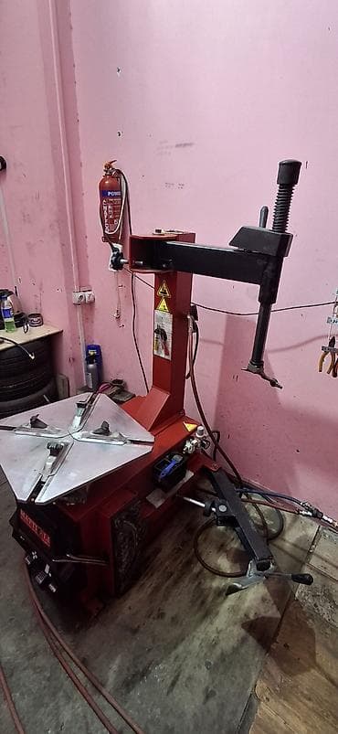 mini kompressor: Təkər servisi üçün komplekt avadanlıq satılır: - OMAX hava — 2
