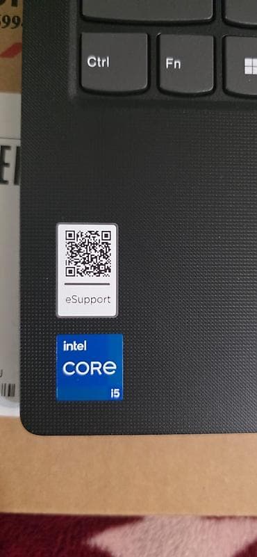intel core i3: Yeni Lenovo 15.6 ", Intel Core i5, 256 GB — 4