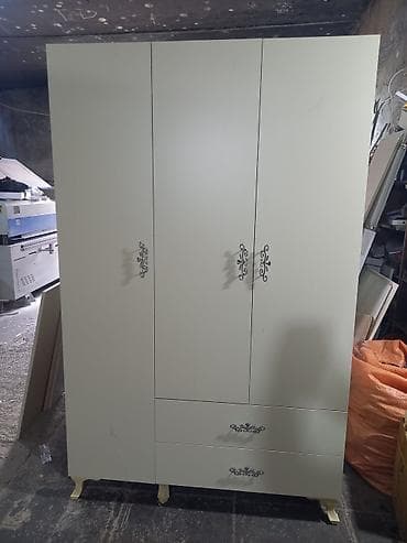 3 qapılı, Siyirməli, Bej, Digər material, Açılan, Düz dolab