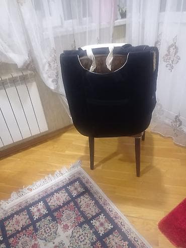 on lip: Vəziyyəti: Çox səliqəlidir, heç bir cırığı və ya ciddi qüsuru yoxdur — 3