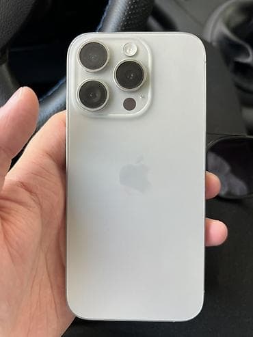 iphone 5s ekran: IPhone 15 Pro, White Titanium, Face ID — 1