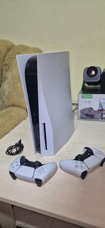 ps3 hard disk: PlayStation 5 (diskli versiya) oyun konsolu Komplekt: - PS5 konsolu — 1