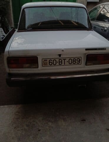 ваза стеклянная прозрачная высокая без узора: ВАЗ (ЛАДА) 2107: 1.6 л | 1993 г. Седан — 5