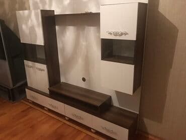 paxlava altlığı: İşlənmiş, Düz TV altlığı, Polkalı, Şüşəli — 5