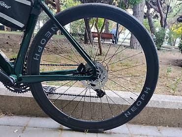 velo disk: Колесо R 28, 6 Болтов — 3