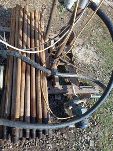 plastik su borulari: Artezian qazan aparat. Satılır. Qazmaq üçün istifadə olunan mator 380 — 8