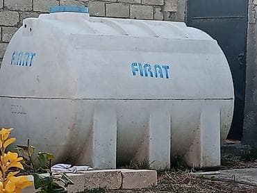 Baklar və çənlər: Bak, Plastik, 5000 l l, İşlənmiş, Ünvandan götürmə — 1